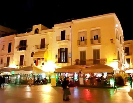 Luxury Borgo Antico * בארי